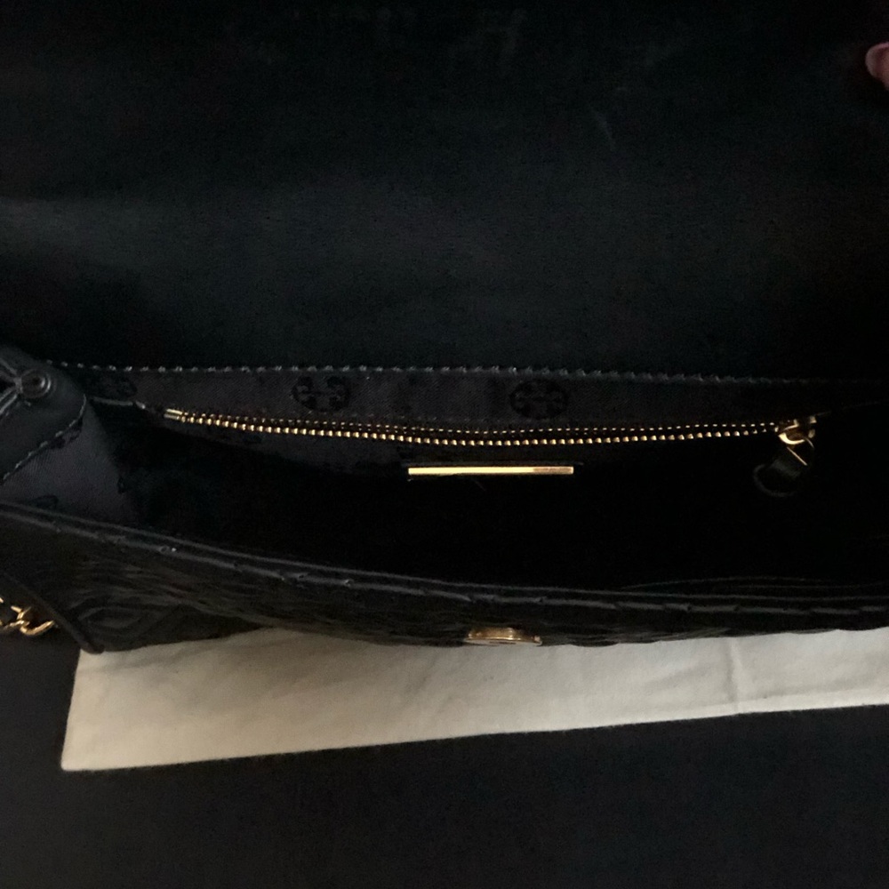 XX SOLD XX Fleming convertible Tory Burch shoulder bag - Picture 6 of 8
